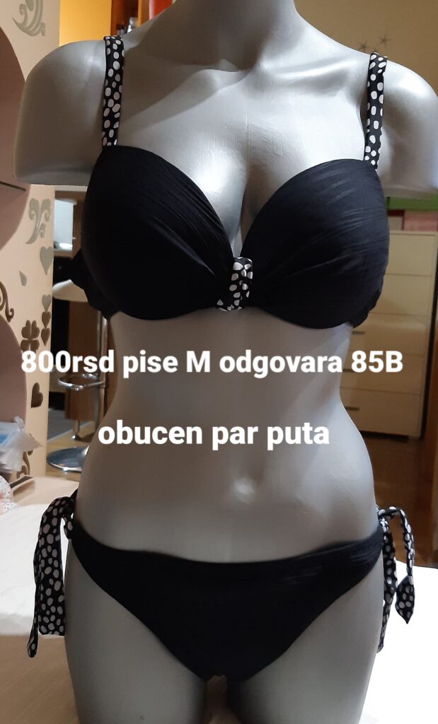 Dvodelni kupaci vel.M odgovara 85B